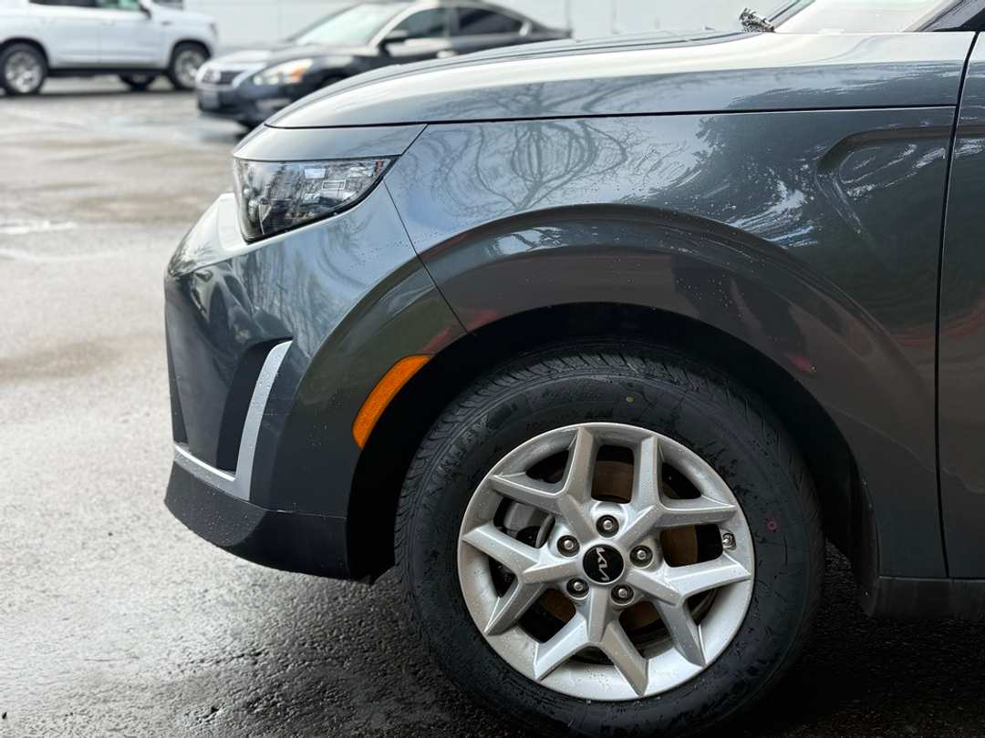 2024 Kia Soul LX - Image 7