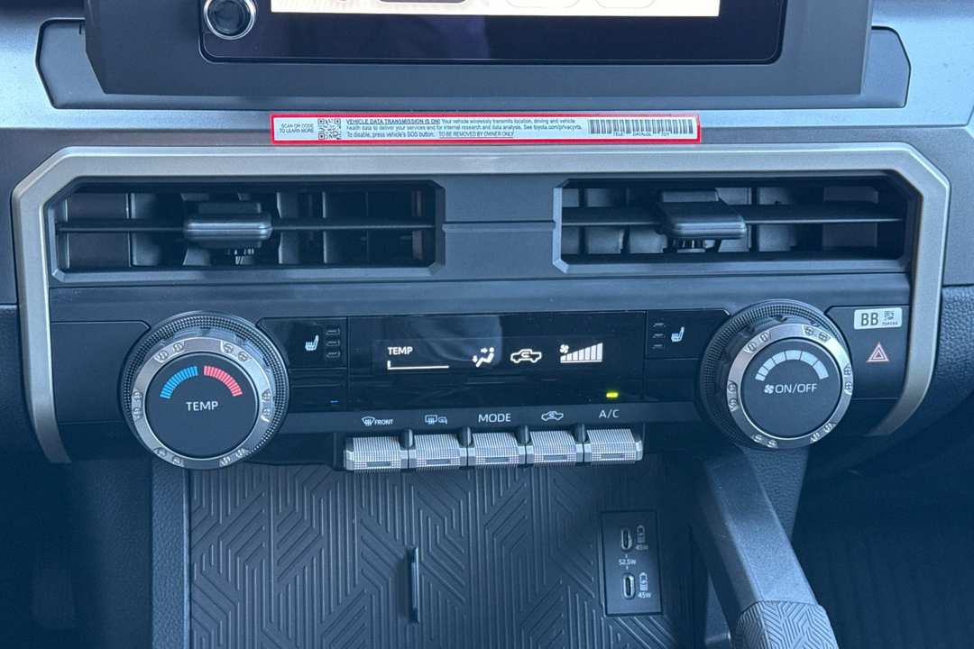 2025 Toyota Tacoma SR5 - Image 19