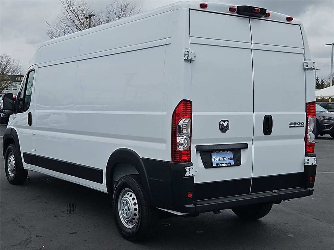 2026 Ram Promaster 2500 High Roof - Image 3