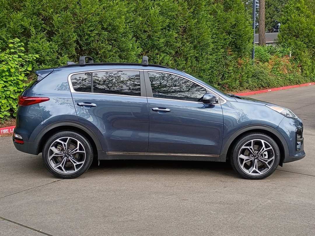 2022 Kia Sportage SX - Image 3