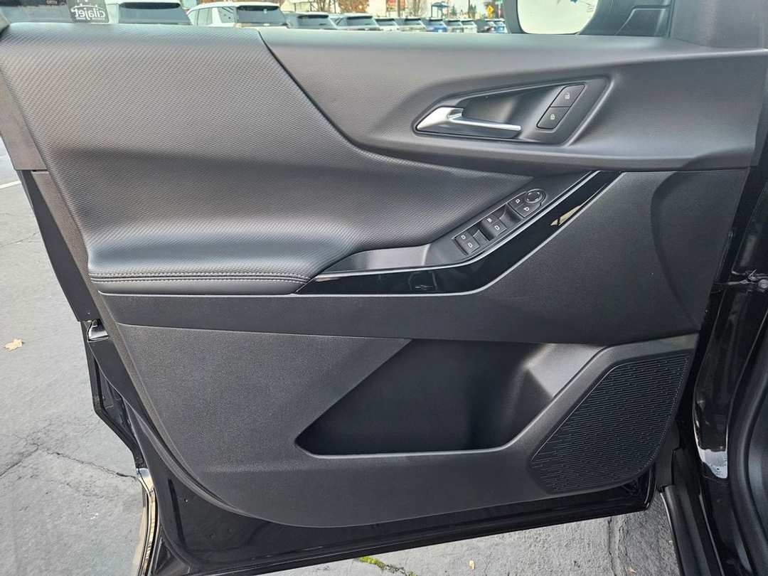 2026 Chevrolet Equinox LT - Image 10