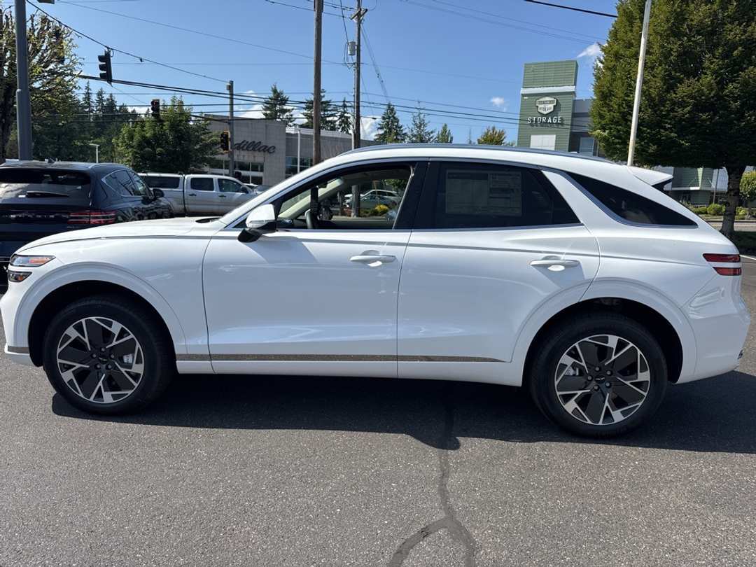 2026 Genesis Electrified Gv70 - Image 4