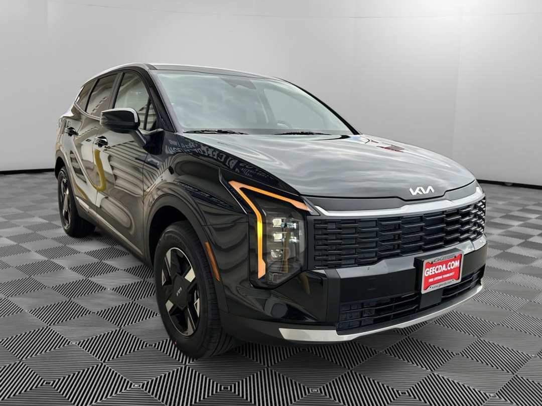2026 Kia Sportage LX - Image 3