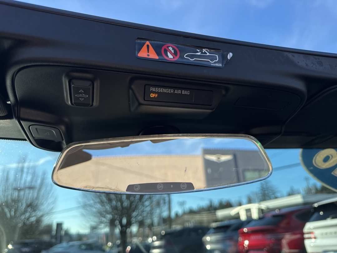 2016 Chevrolet Camaro 1LT - Image 33