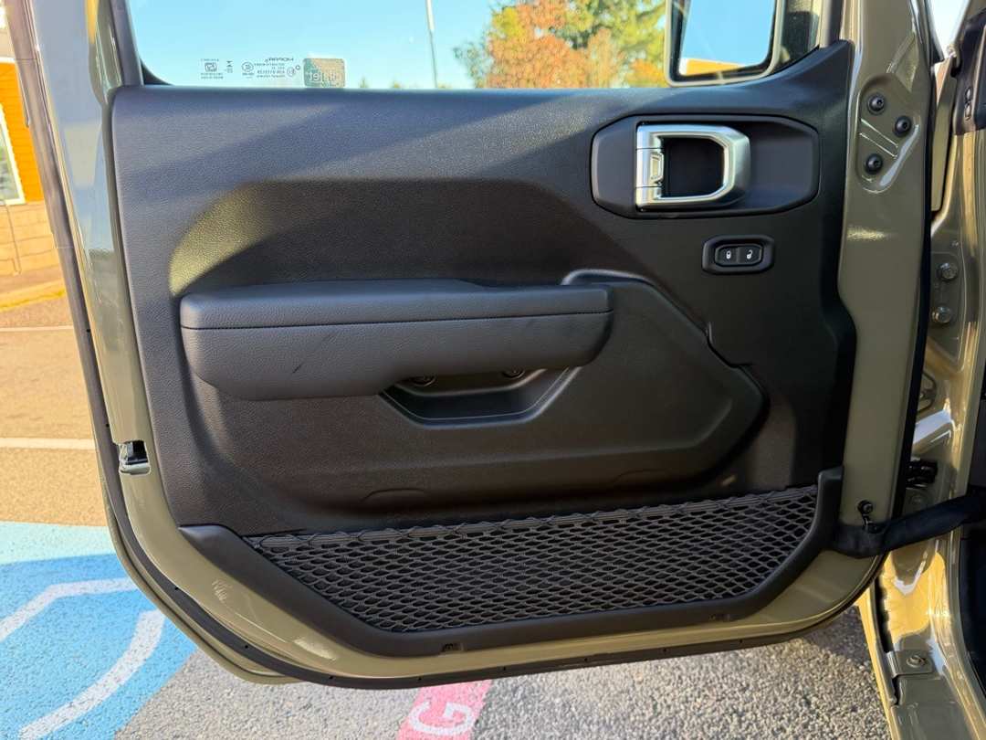 2026 Jeep Wrangler Sport - Image 12