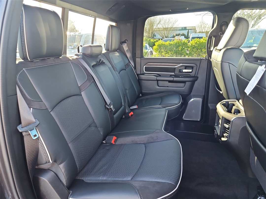 2026 Ram 3500 Laramie - Image 27