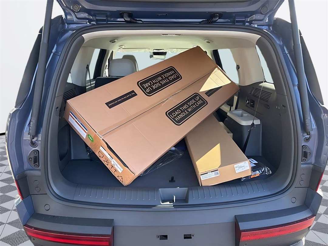 2026 Hyundai Santa Fe SEL - Image 17