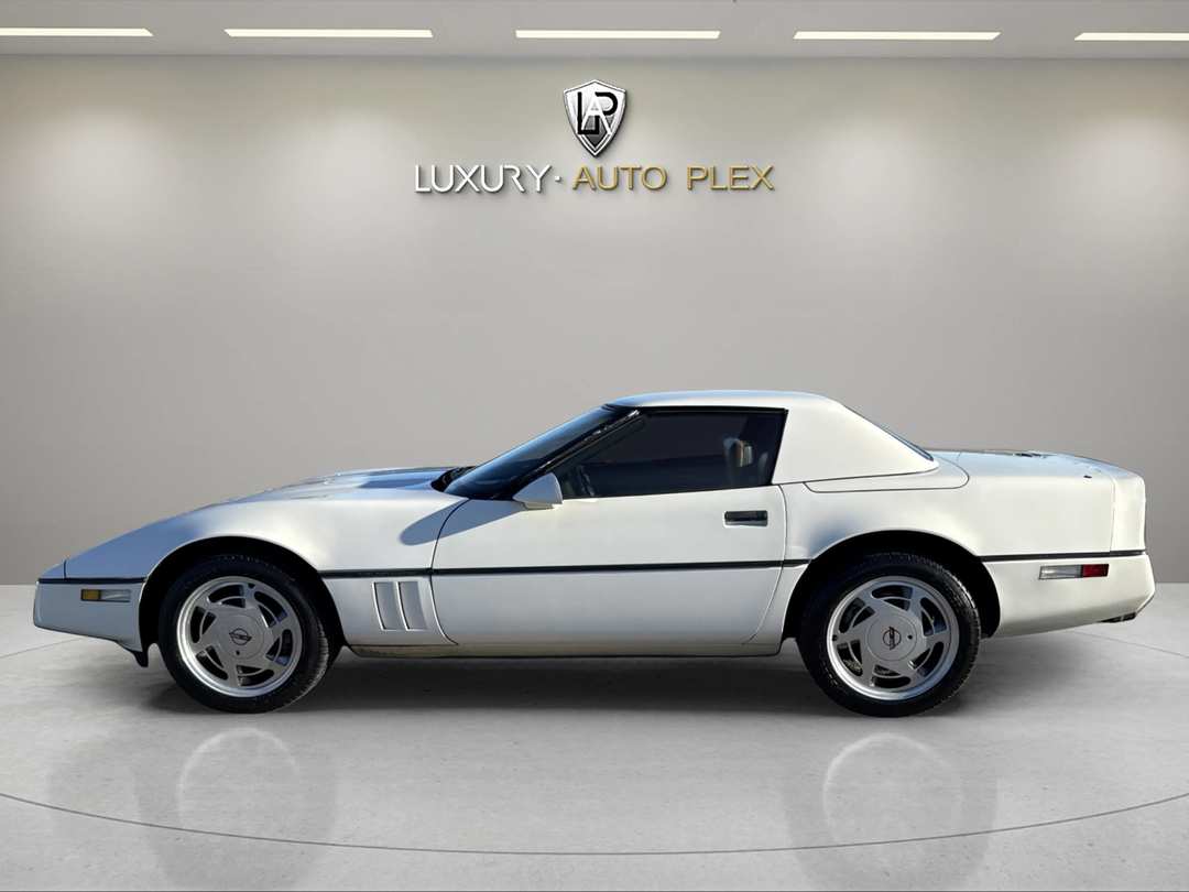 1988 Chevrolet Corvette HARD TOP JUST SERVICED - Image 2