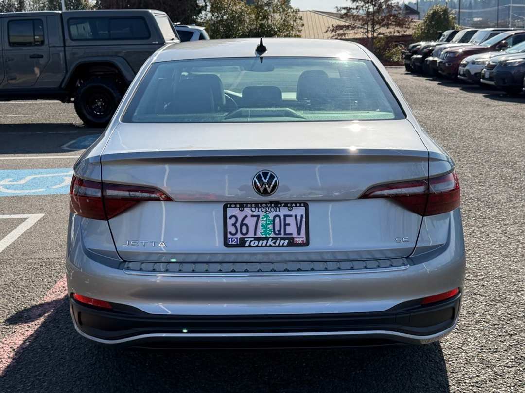 2024 Volkswagen Jetta 1.5T SE - Image 7