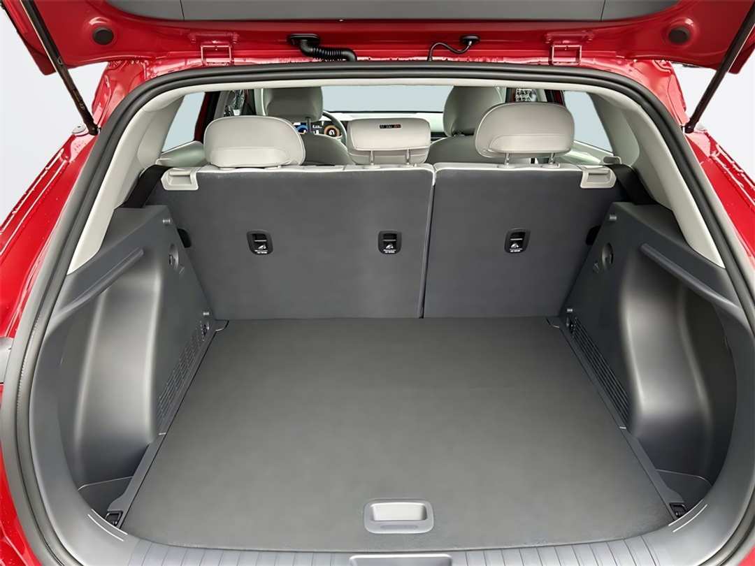 2026 Hyundai Kona SEL Premium - Image 13