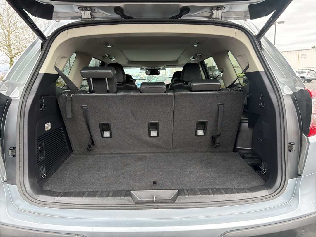 2023 Subaru Ascent Limited - Image 20