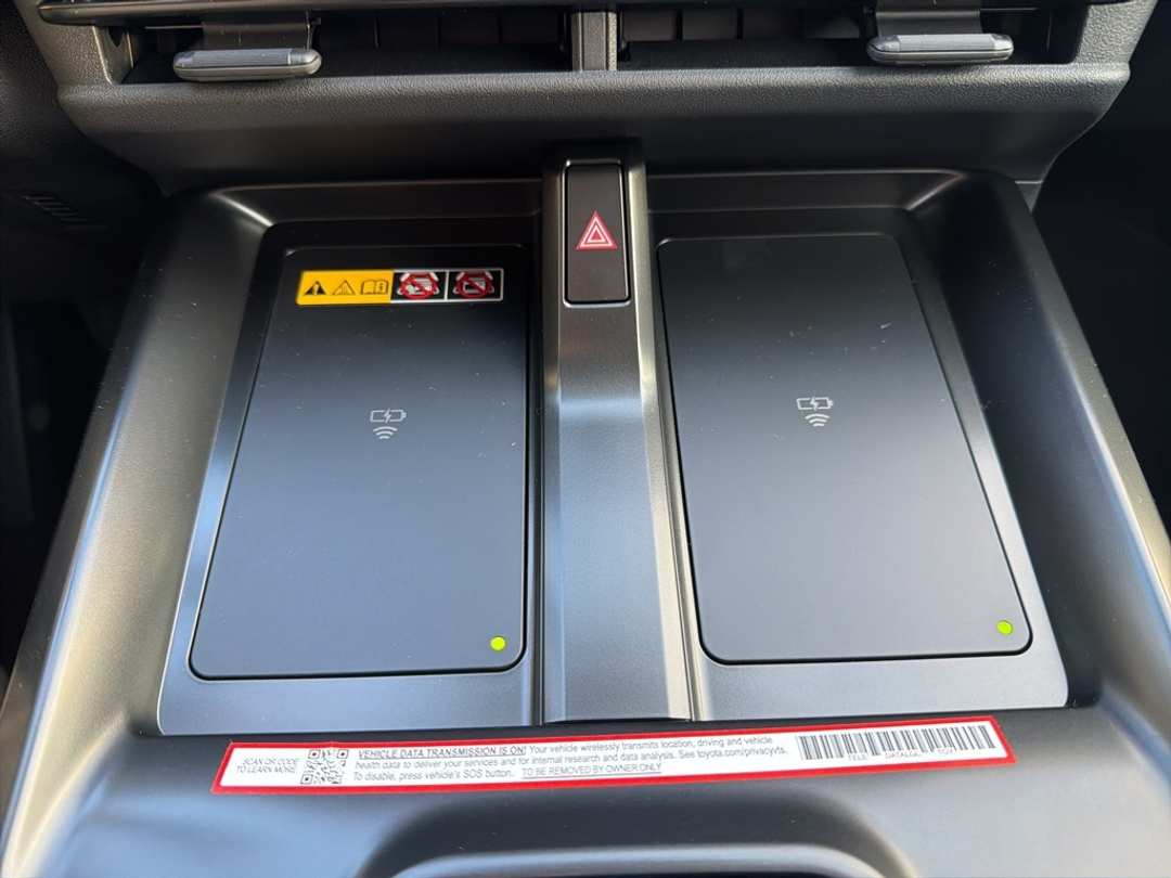 2026 Subaru Solterra Limited - Image 36