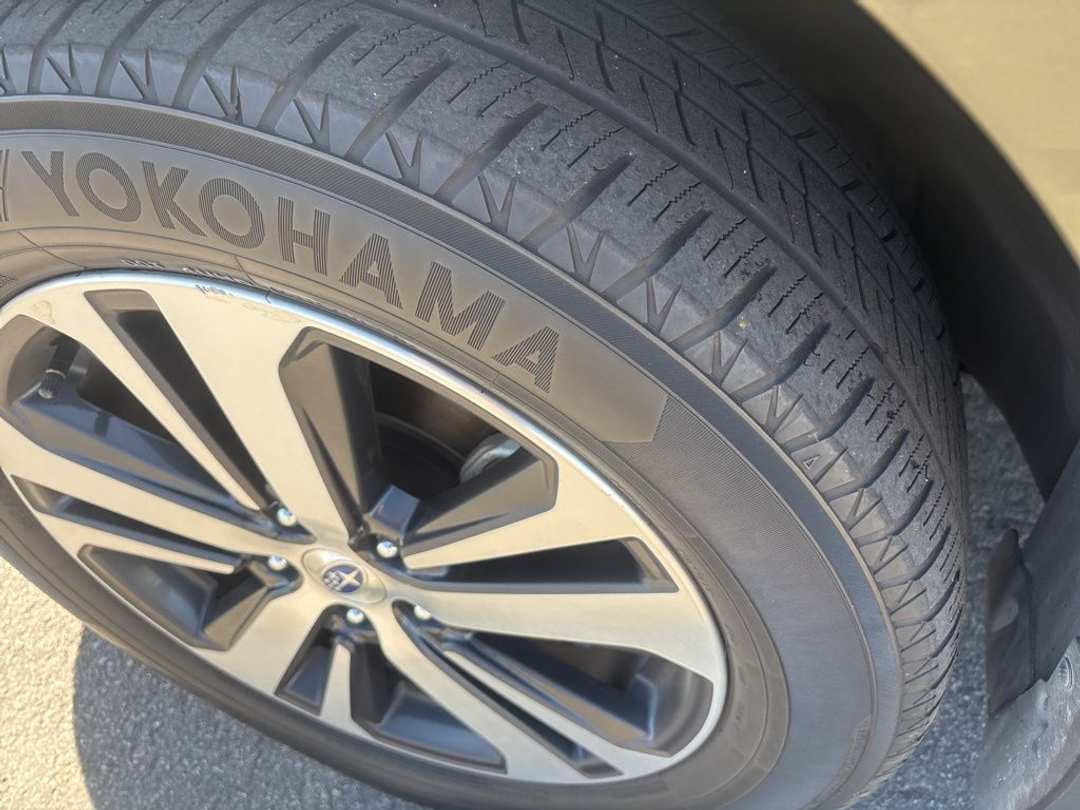 2018 Subaru Outback 3.6R - Image 2