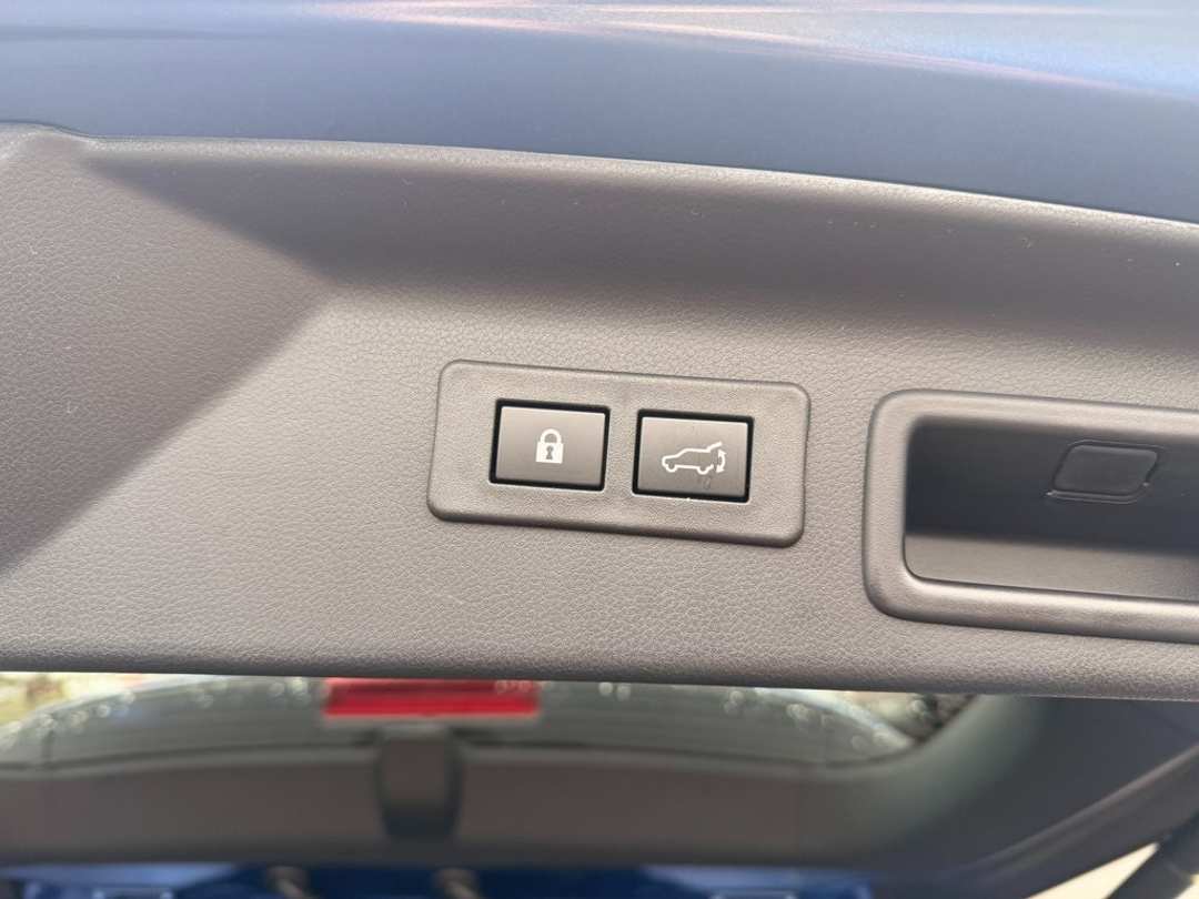 2026 Subaru Forester Touring - Image 21