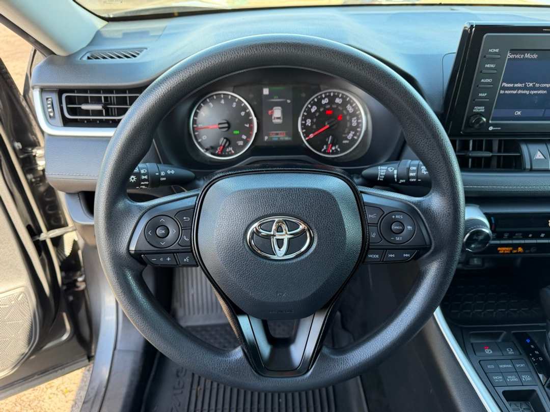 2021 Toyota Rav4 XLE - Image 19