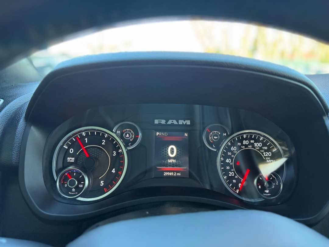 2024 Ram 2500 Big Horn - Image 28