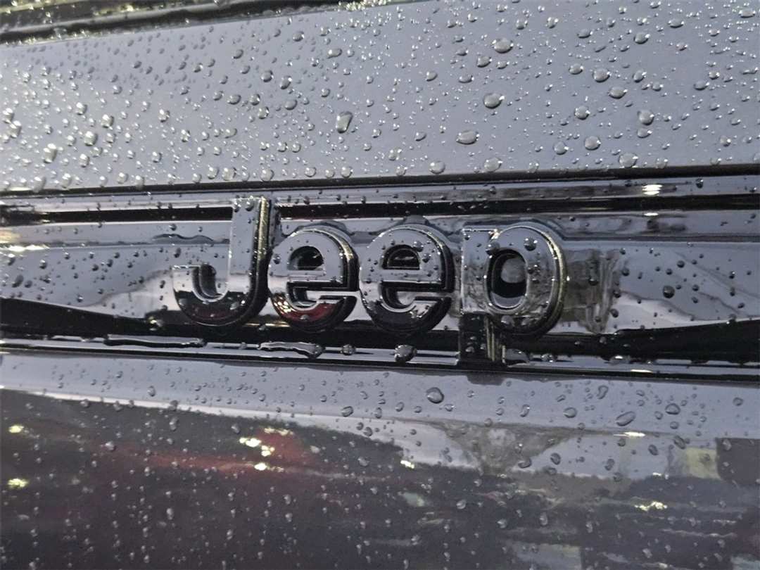 2025 Jeep Grand Cherokee Altitude X - Image 31