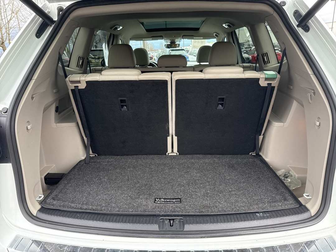 2021 Volkswagen Atlas SEL Premium - Image 21