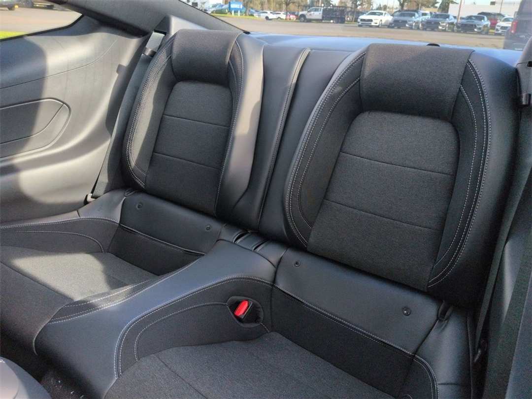 2026 Ford Mustang GT - Image 23