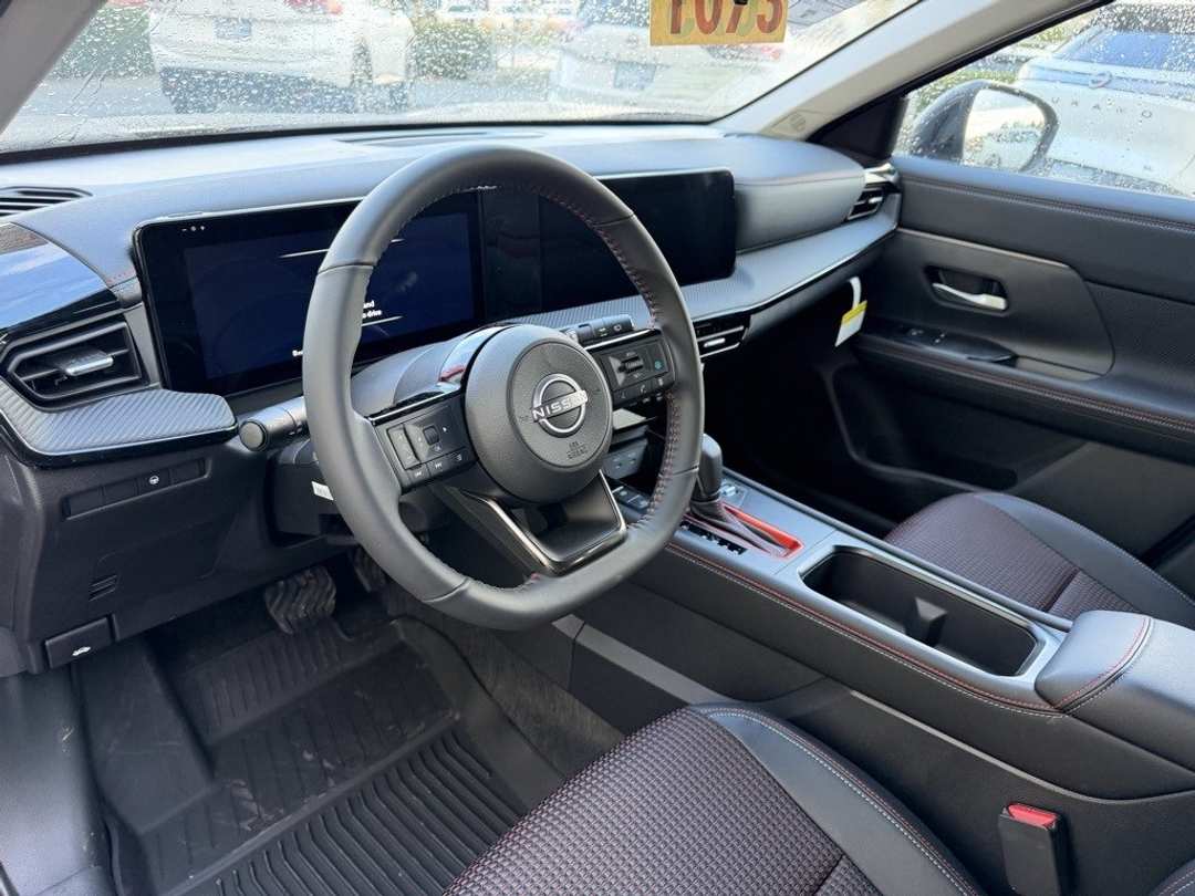 2026 Nissan Kicks SR - Image 15