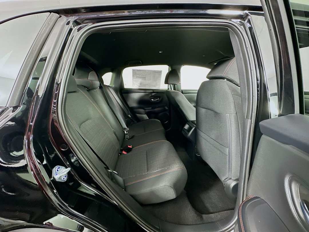 2026 Honda HR-V Sport - Image 25