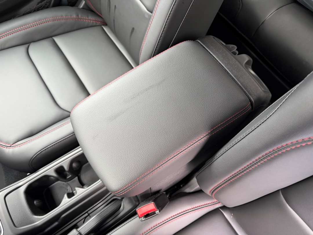 2026 Jeep Gladiator Rubicon - Image 25