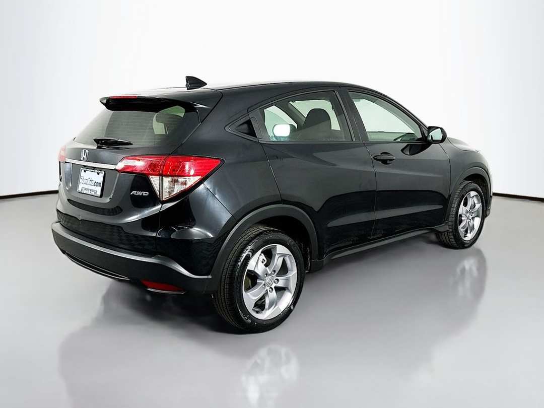 2021 Honda HR-V LX - Image 8