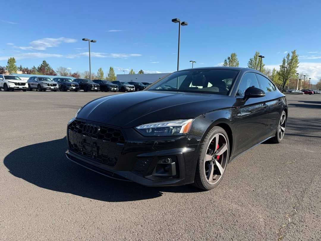 2023 Audi A5 Sportback 45 S line Premium Plus - Image 3