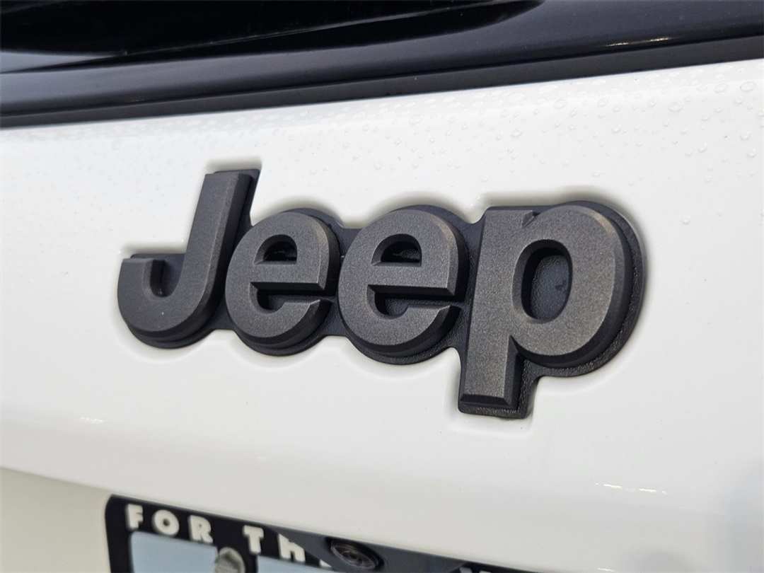 2026 Jeep Compass Latitude - Image 30