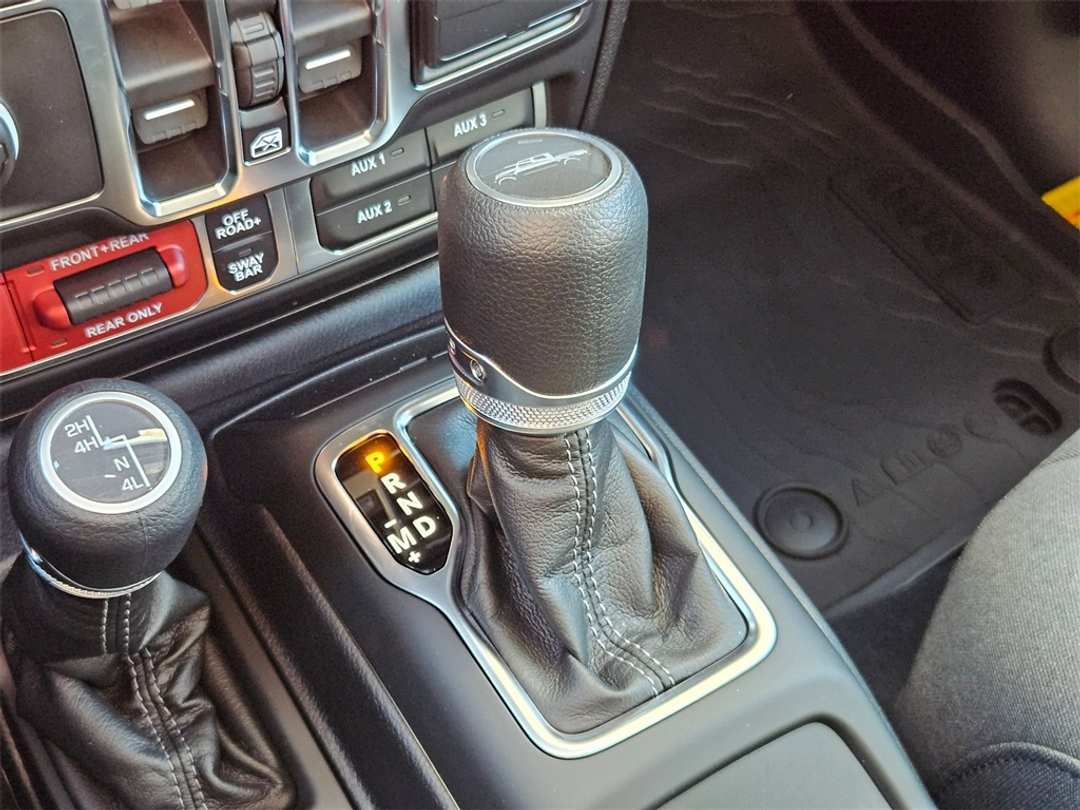 2026 Jeep Gladiator Rubicon - Image 18