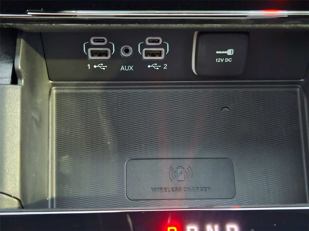 2025 Jeep Grand Cherokee Altitude X - Image 25