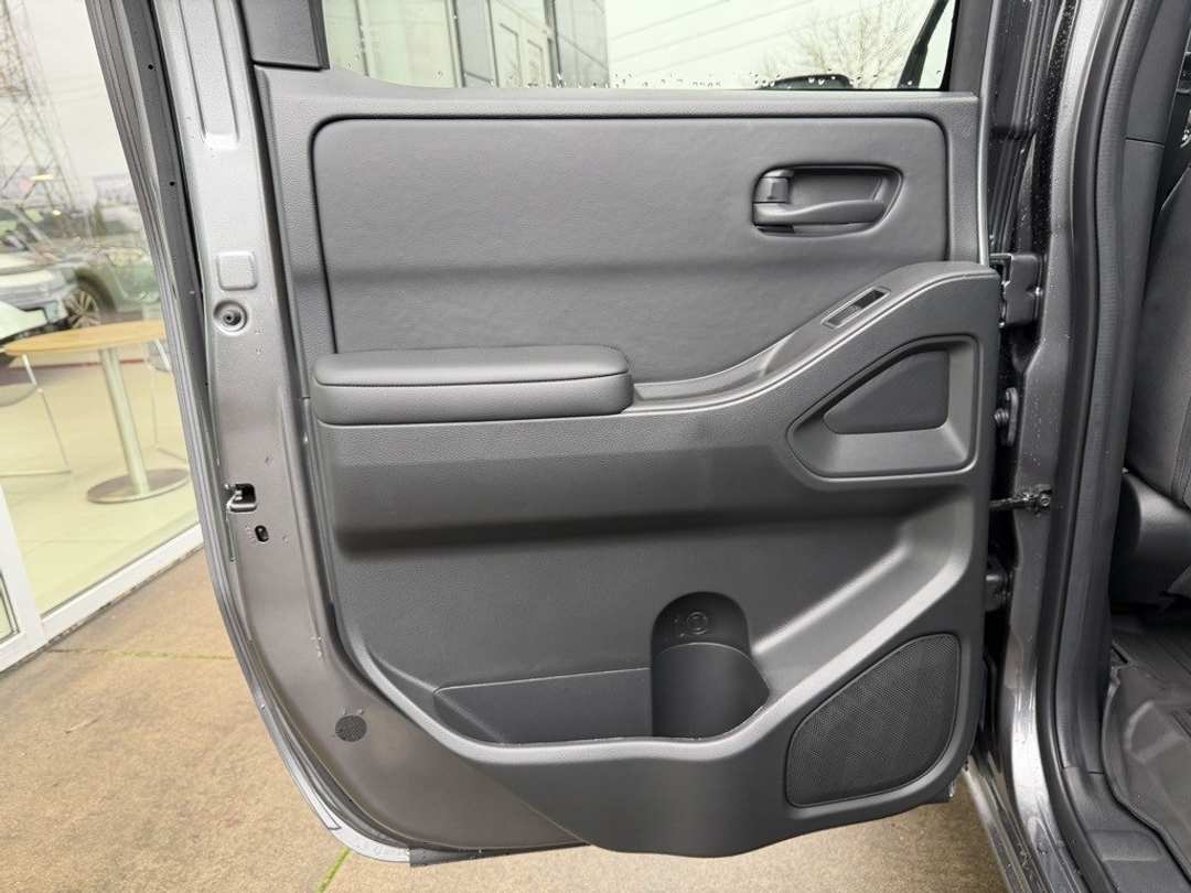 2026 Nissan Frontier SV - Image 29