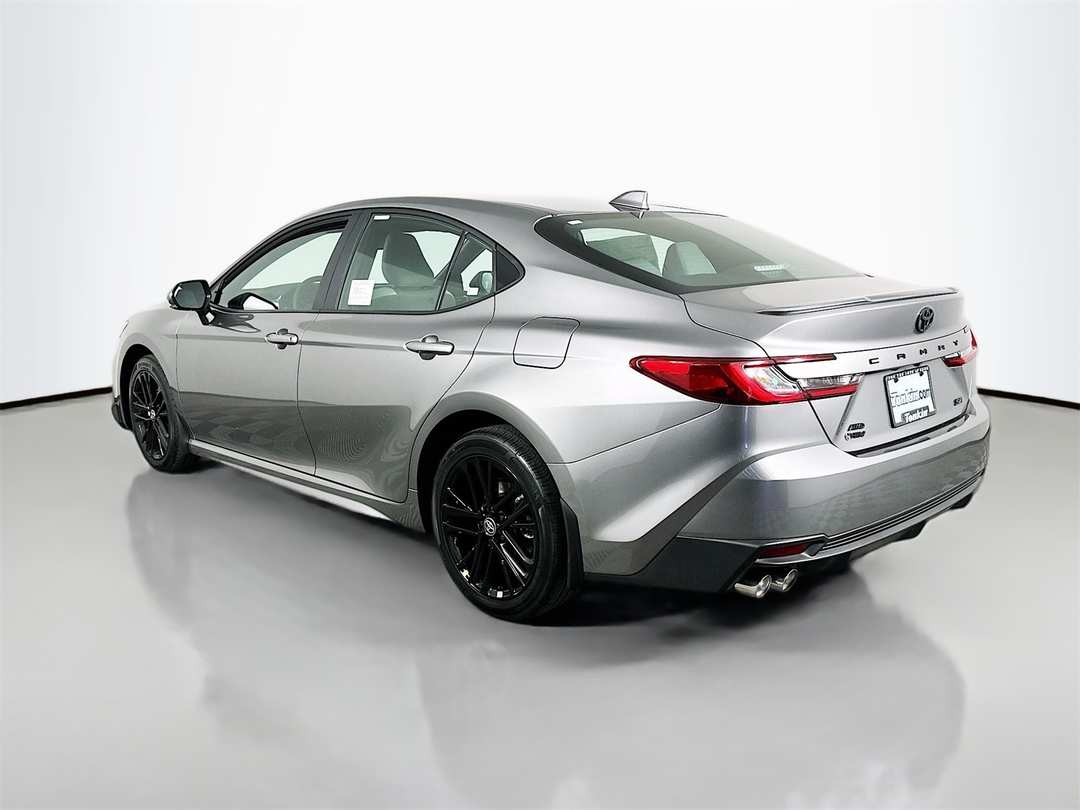 2026 Toyota Camry XSE - Image 5