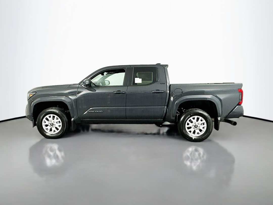 2026 Toyota Tacoma SR5 - Image 4