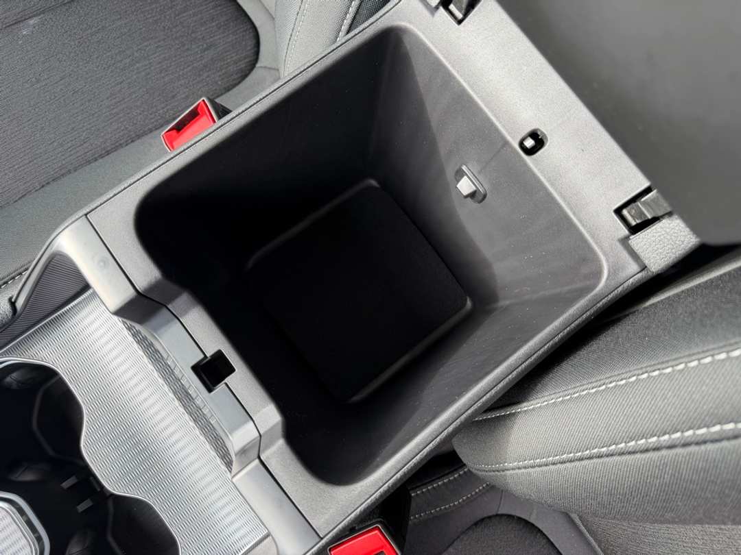 2025 Jeep Grand Cherokee Laredo X - Image 29