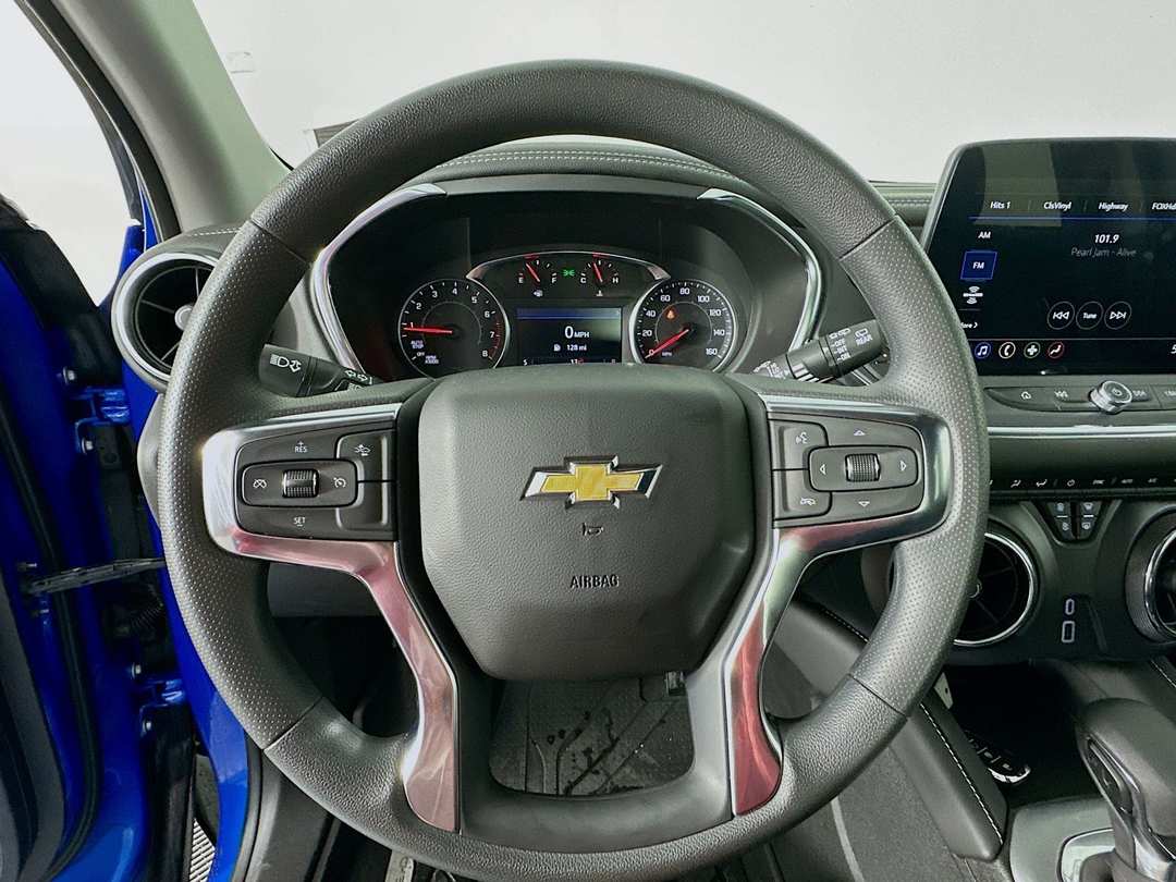 2025 Chevrolet Blazer LT - Image 12