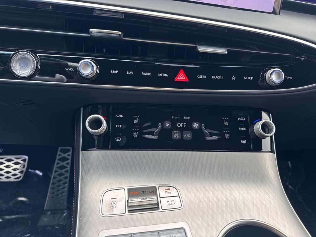 2026 Genesis Gv70 2.5T Sport Prestige - Image 25