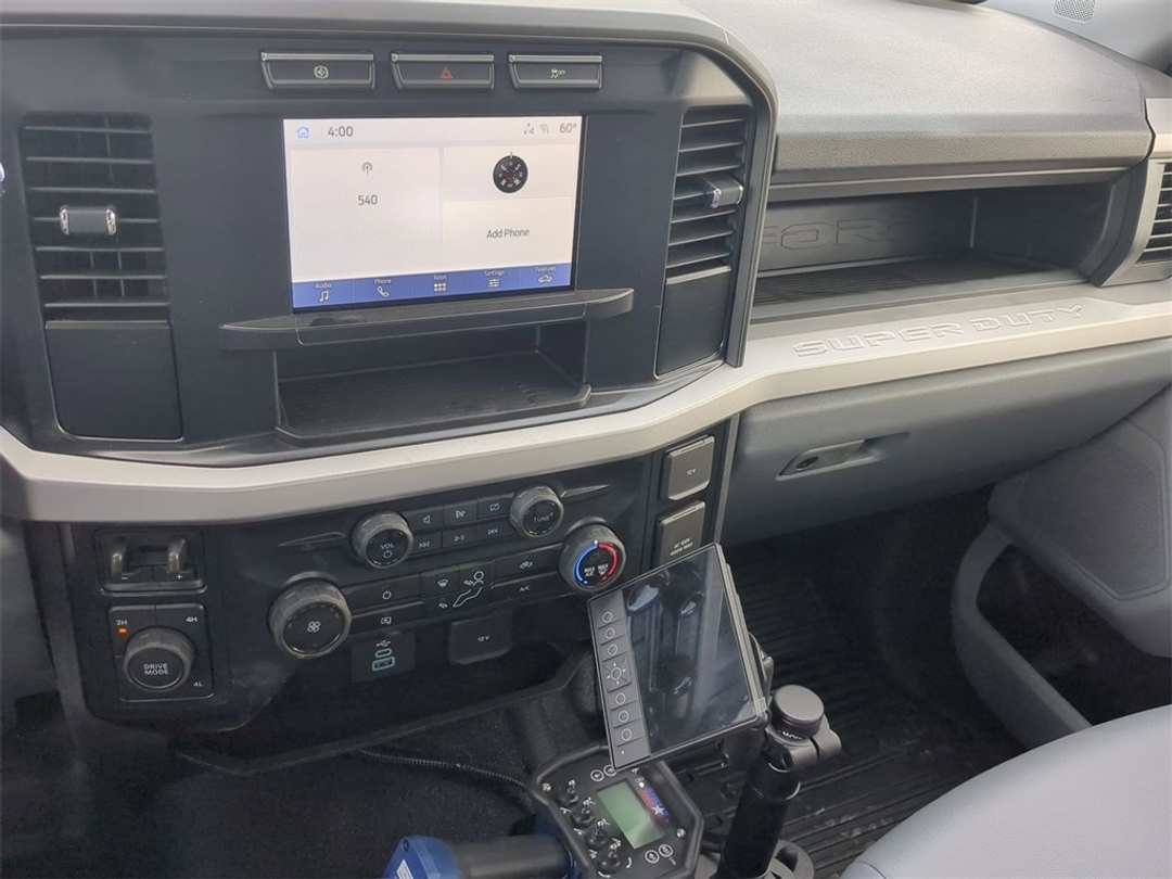 2024 Ford F-550Sd XL - Image 32