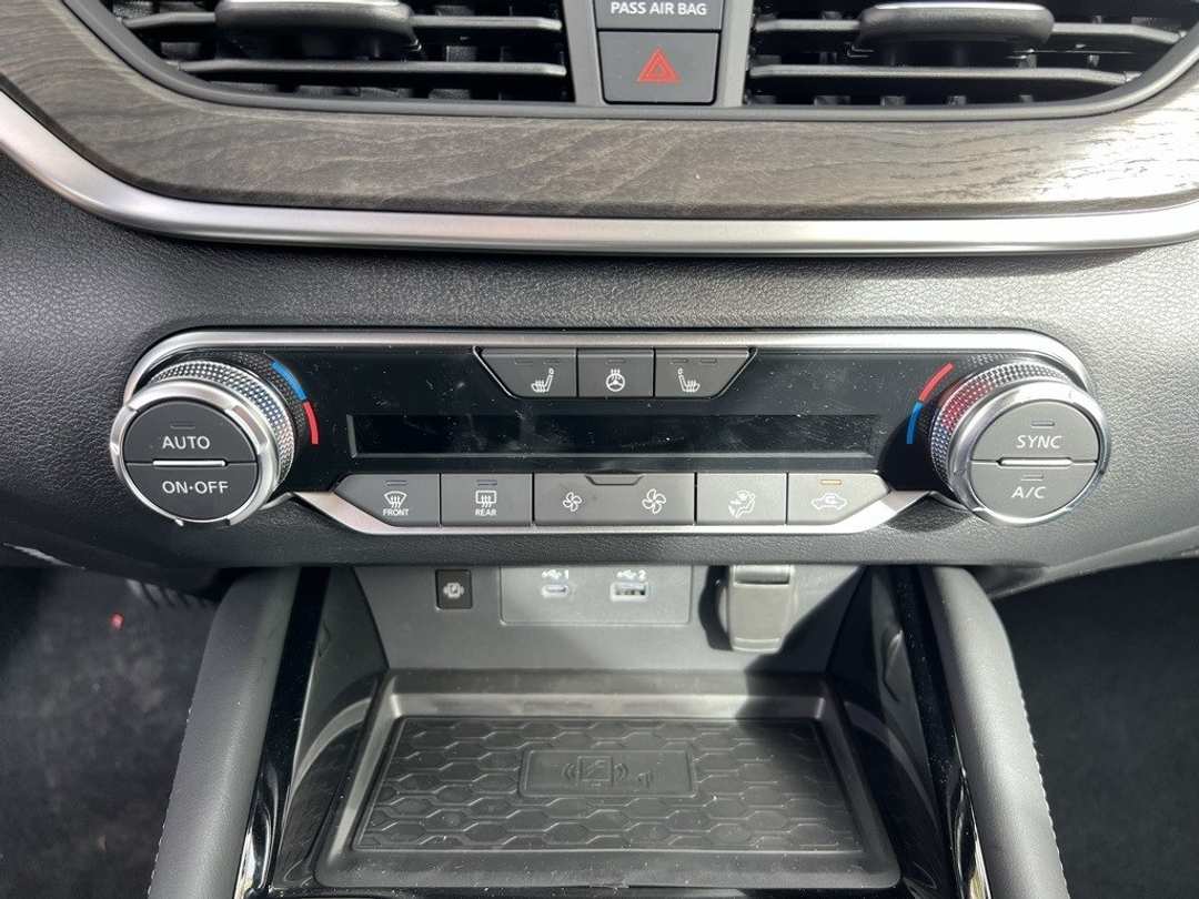 2025 Nissan Altima 2.5 SL - Image 21