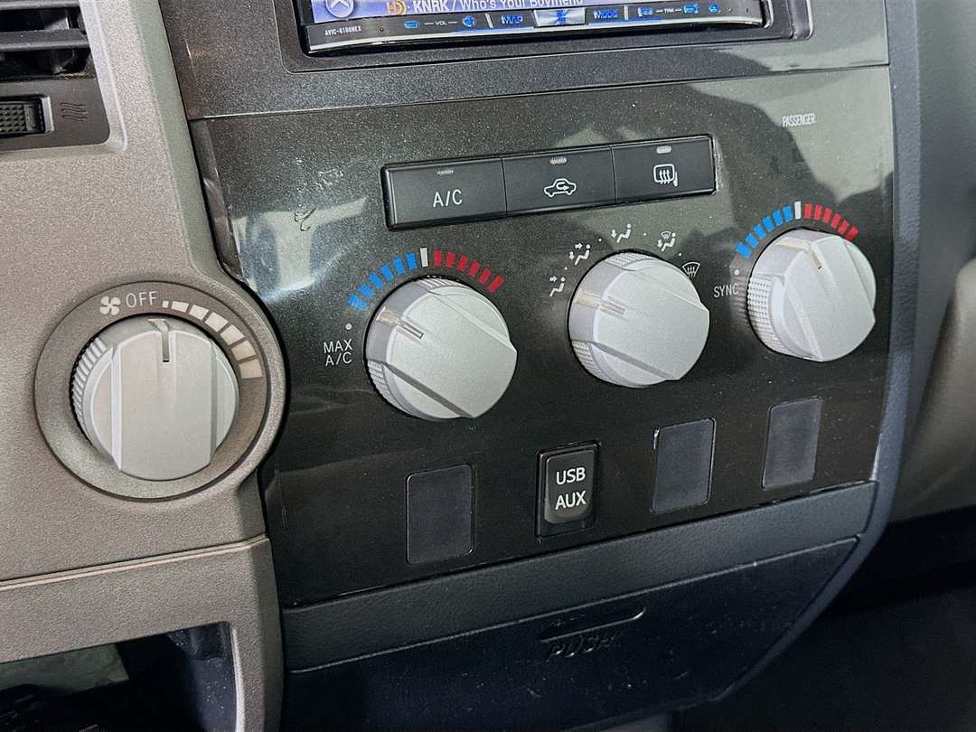 2013 Toyota Tundra Grade - Image 16