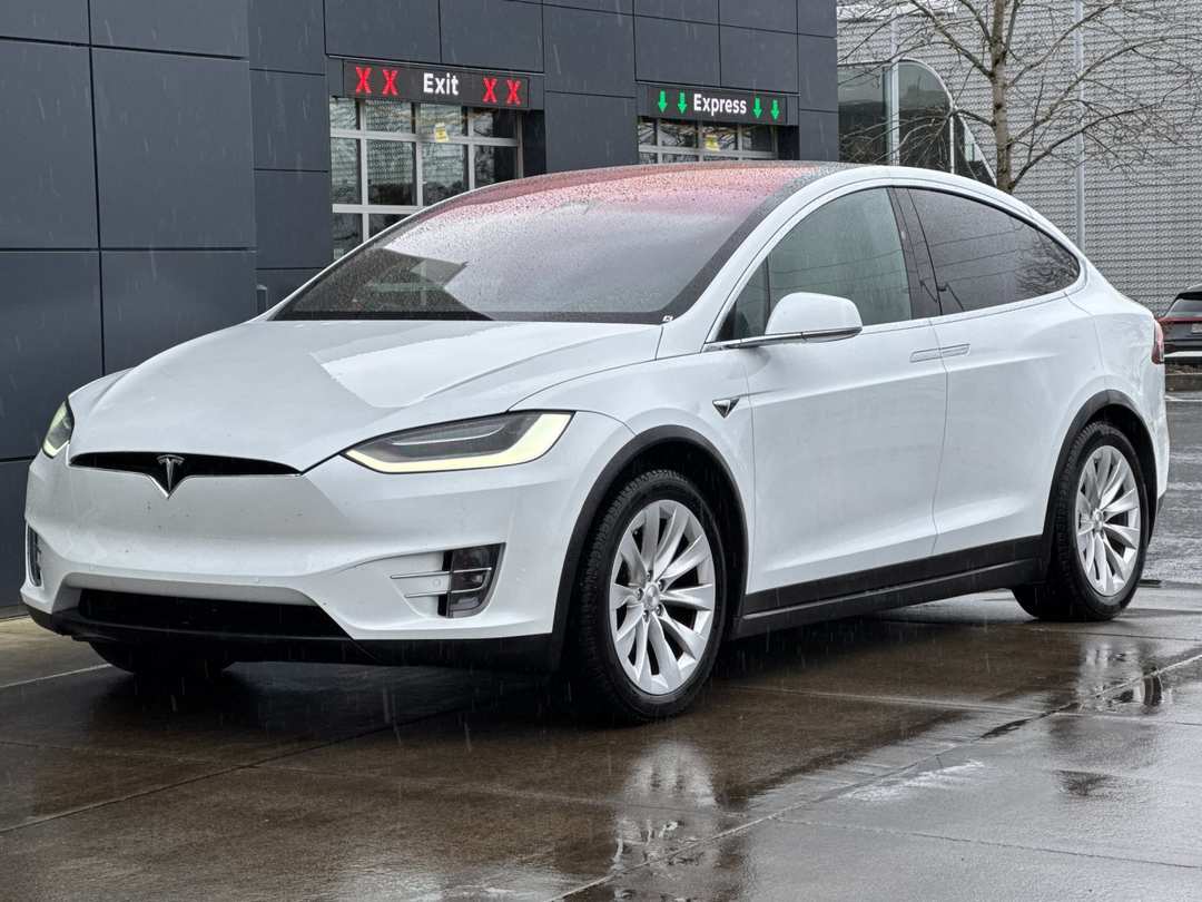 2020 Tesla Model X Long Range - Image 7