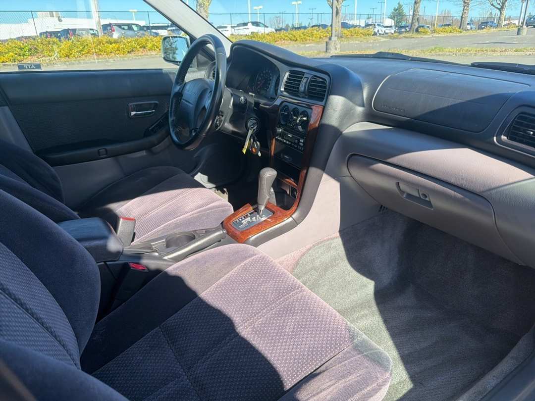 2003 Subaru Legacy L - Image 27