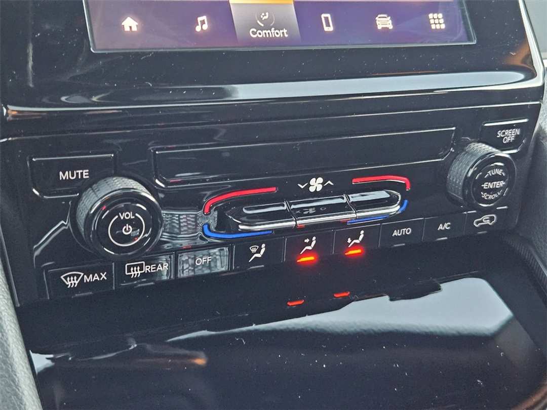 2025 Jeep Grand Cherokee L Laredo - Image 23