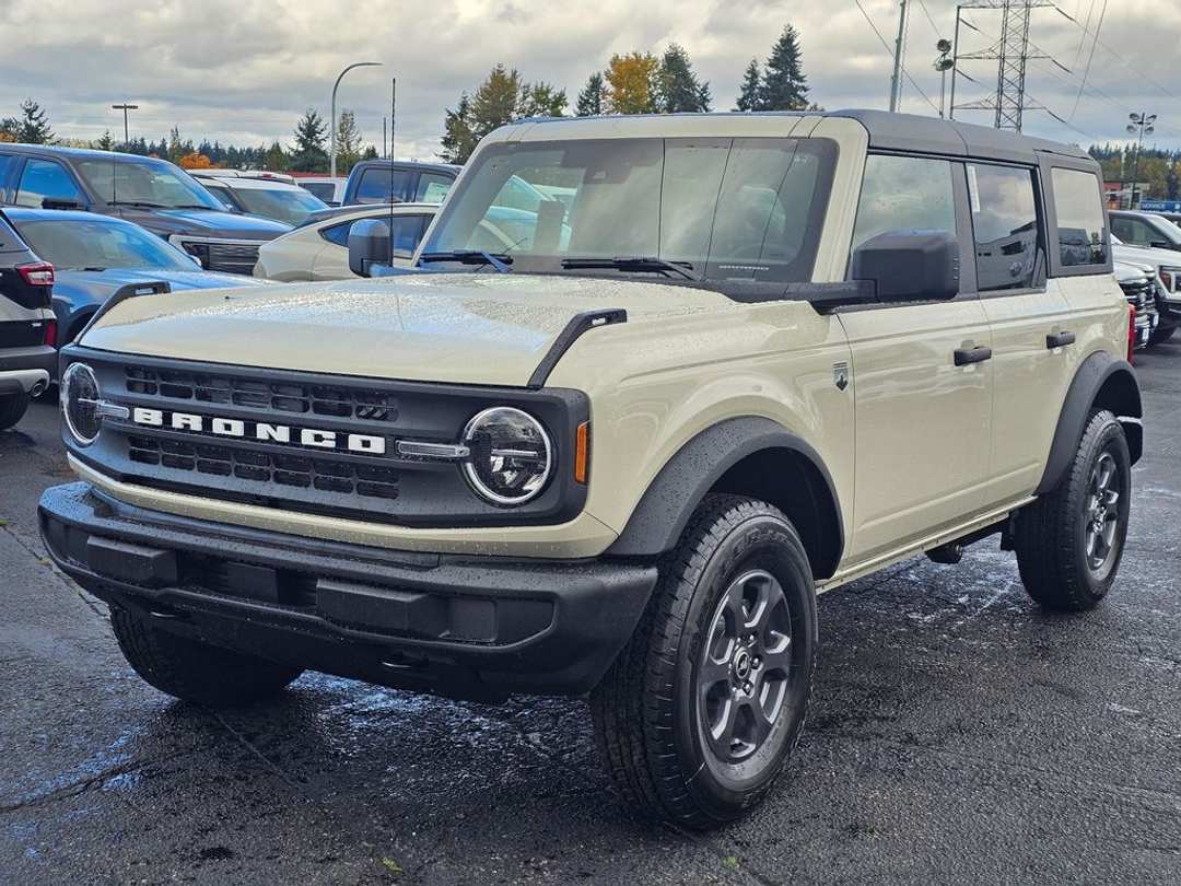 2025 Ford Bronco Big Bend - Image 3