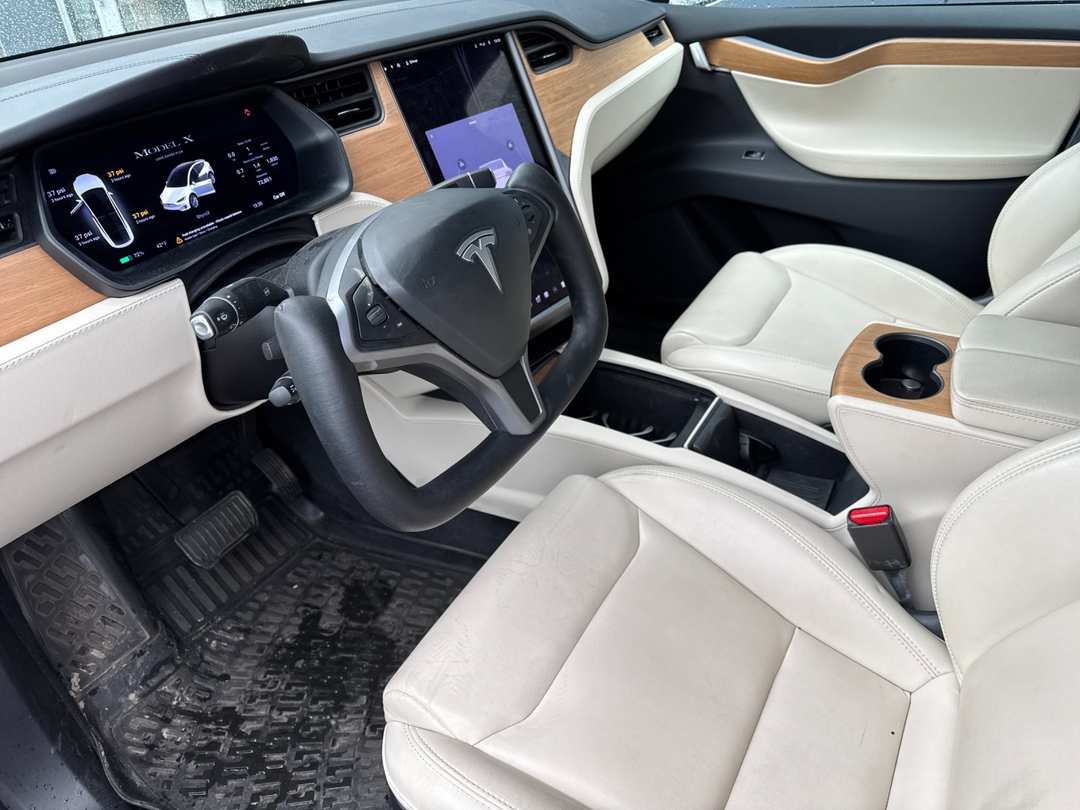 2020 Tesla Model X Long Range - Image 9