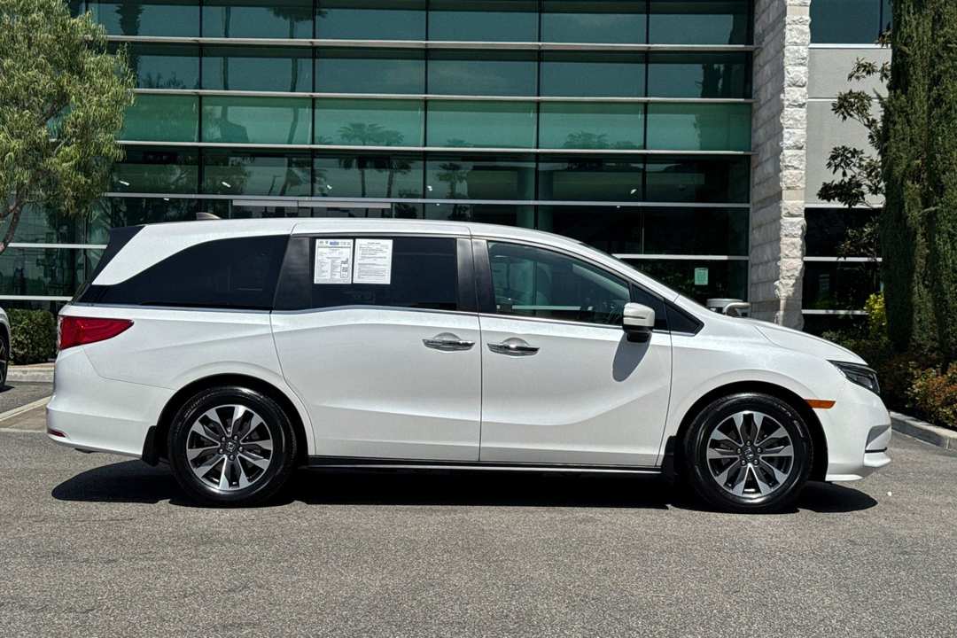 2023 Honda Odyssey EXL - Image 3