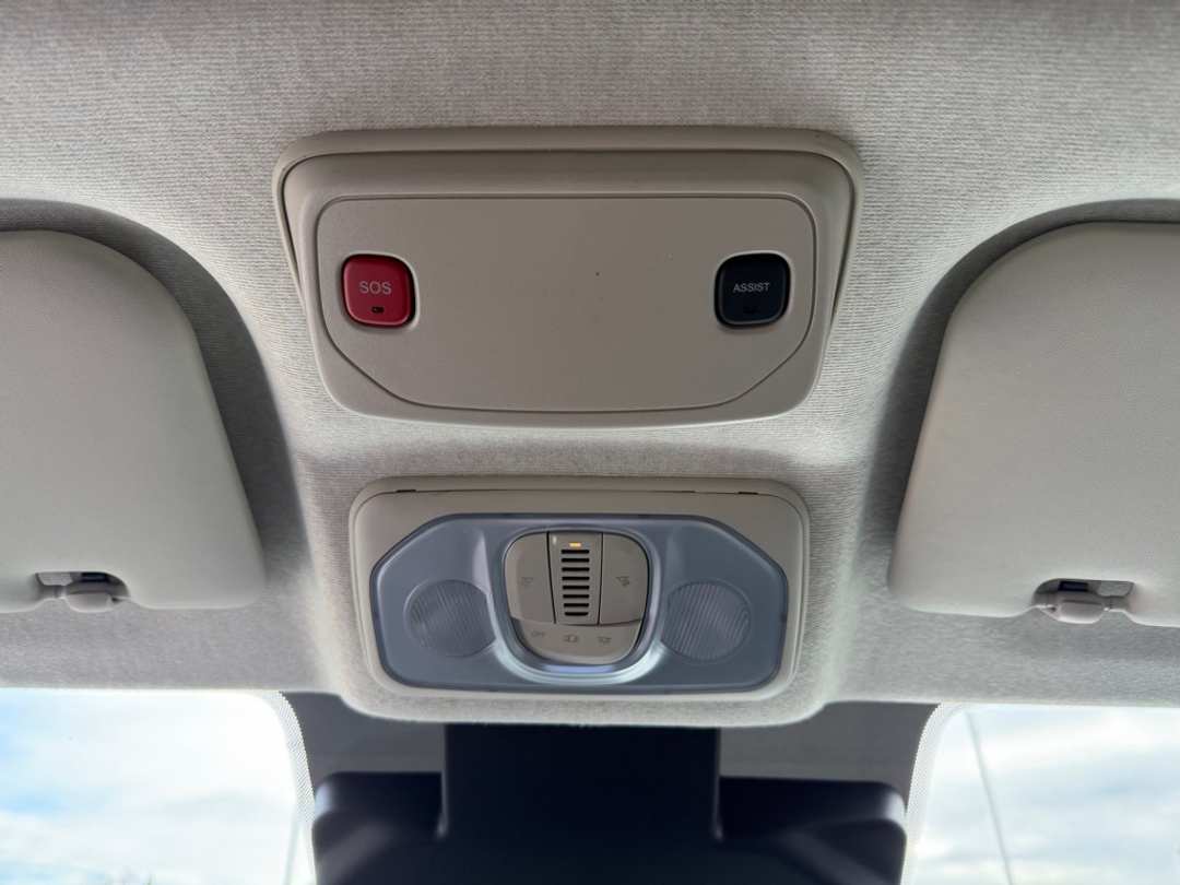 2026 Ram Promaster 1500 Low Roof - Image 25