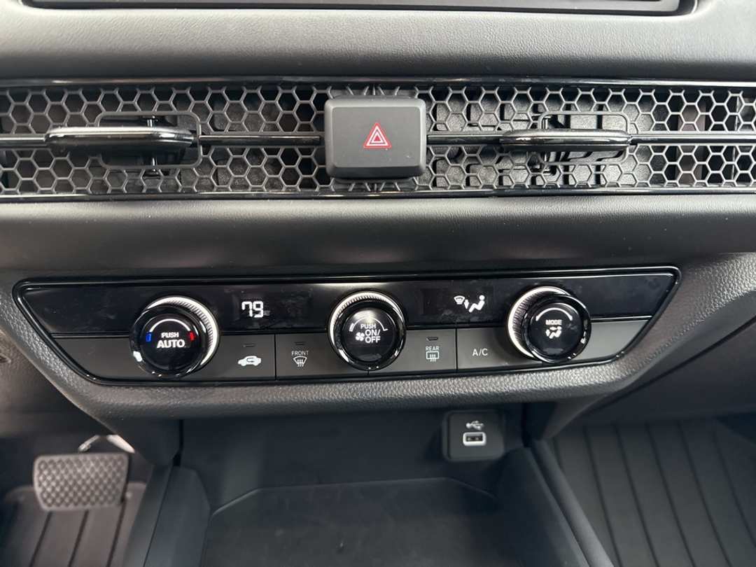 2025 Honda HR-V LX - Image 15