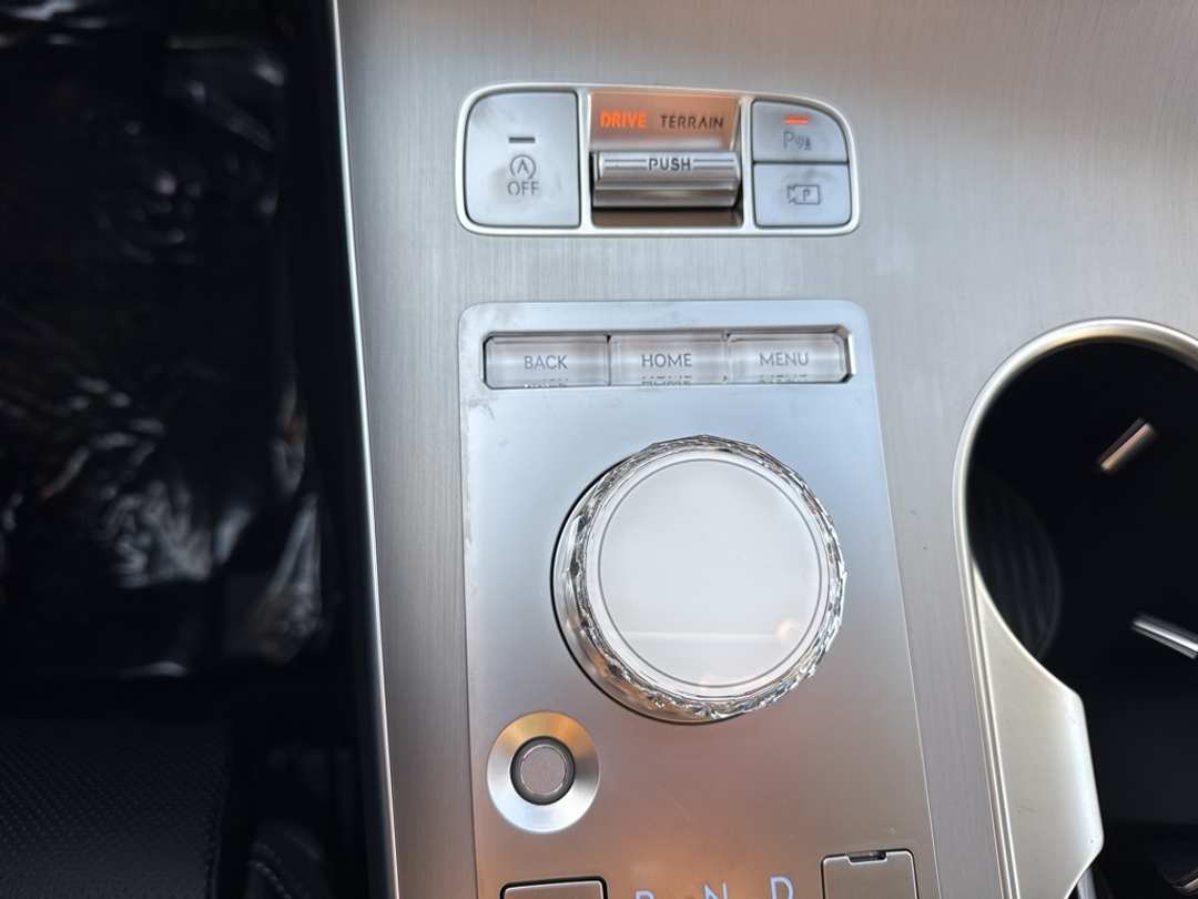 2026 Genesis Gv70 2.5T Select - Image 28