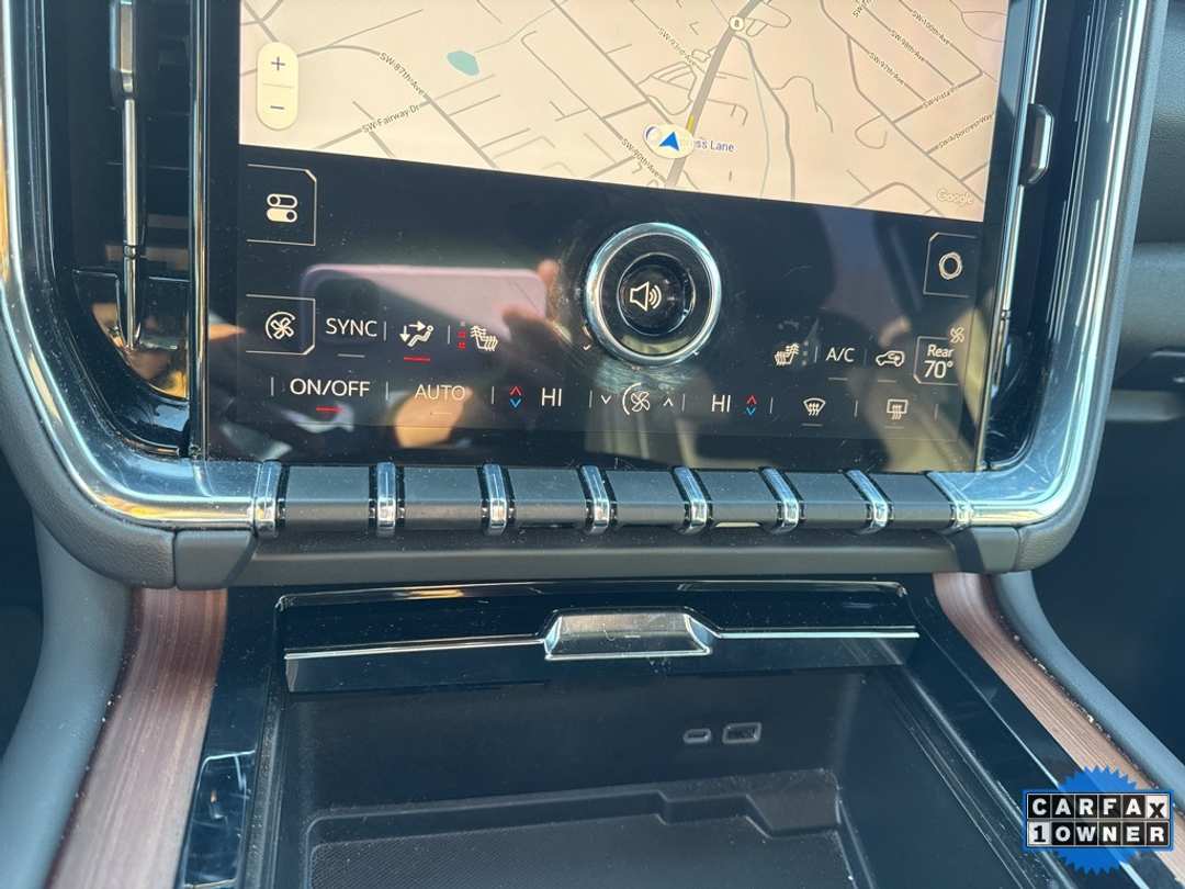 2025 GMC Yukon Denali - Image 26